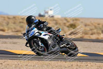 media/Feb-04-2024-SoCal Trackdays (Sun) [[91d6515b1d]]/10-Turn 16 (145pm)/